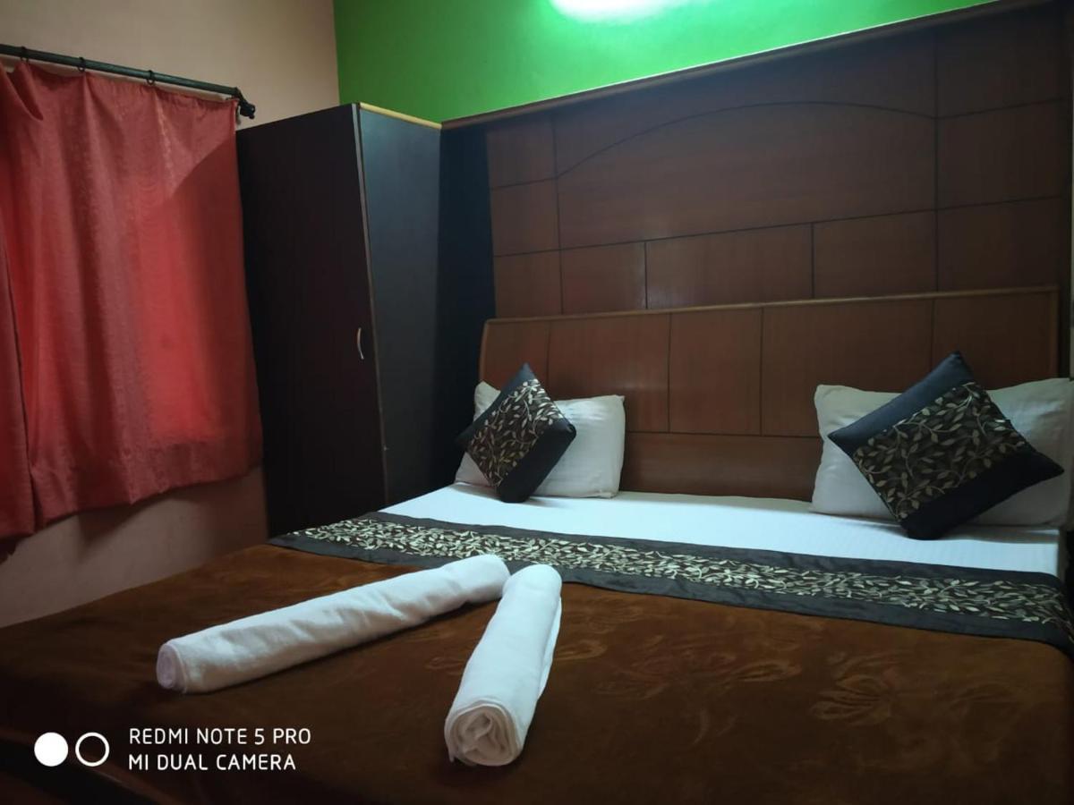 Hotel Deepraj Kausani Buitenkant foto
